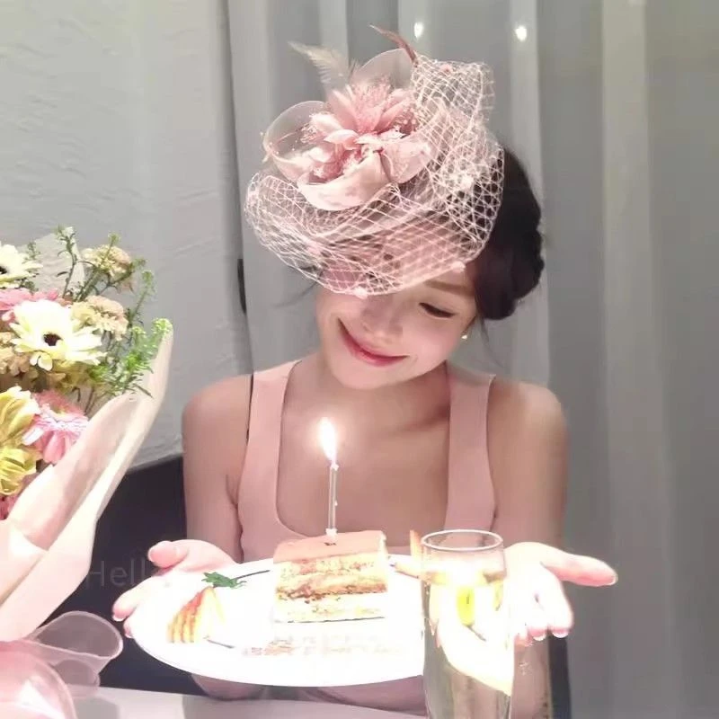 法式千金粉色网纱小礼帽生日宴会氛围感婚纱头饰羽毛面纱优雅头花