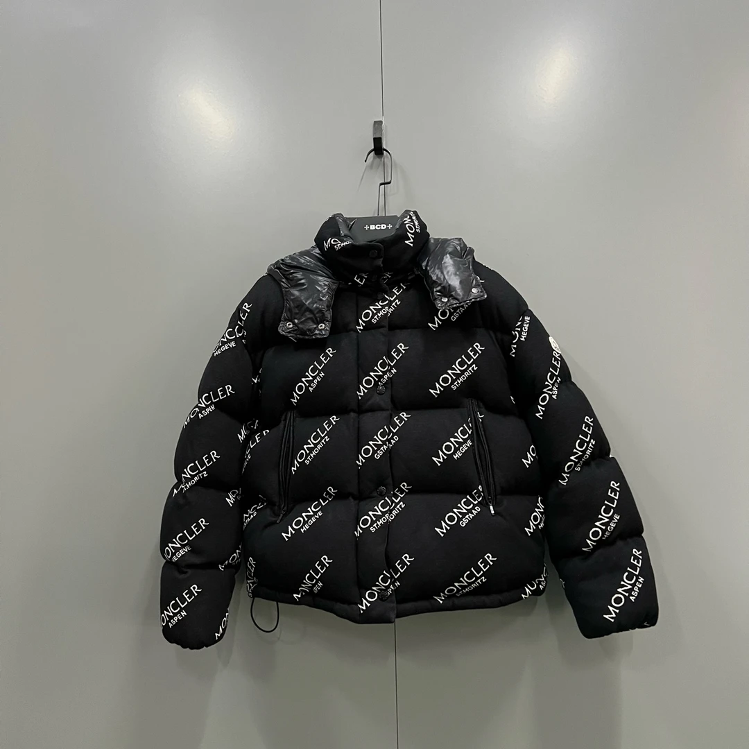 95新 MONCLER tt4 蒙口 满印logo羽绒服 2码/95新/207793