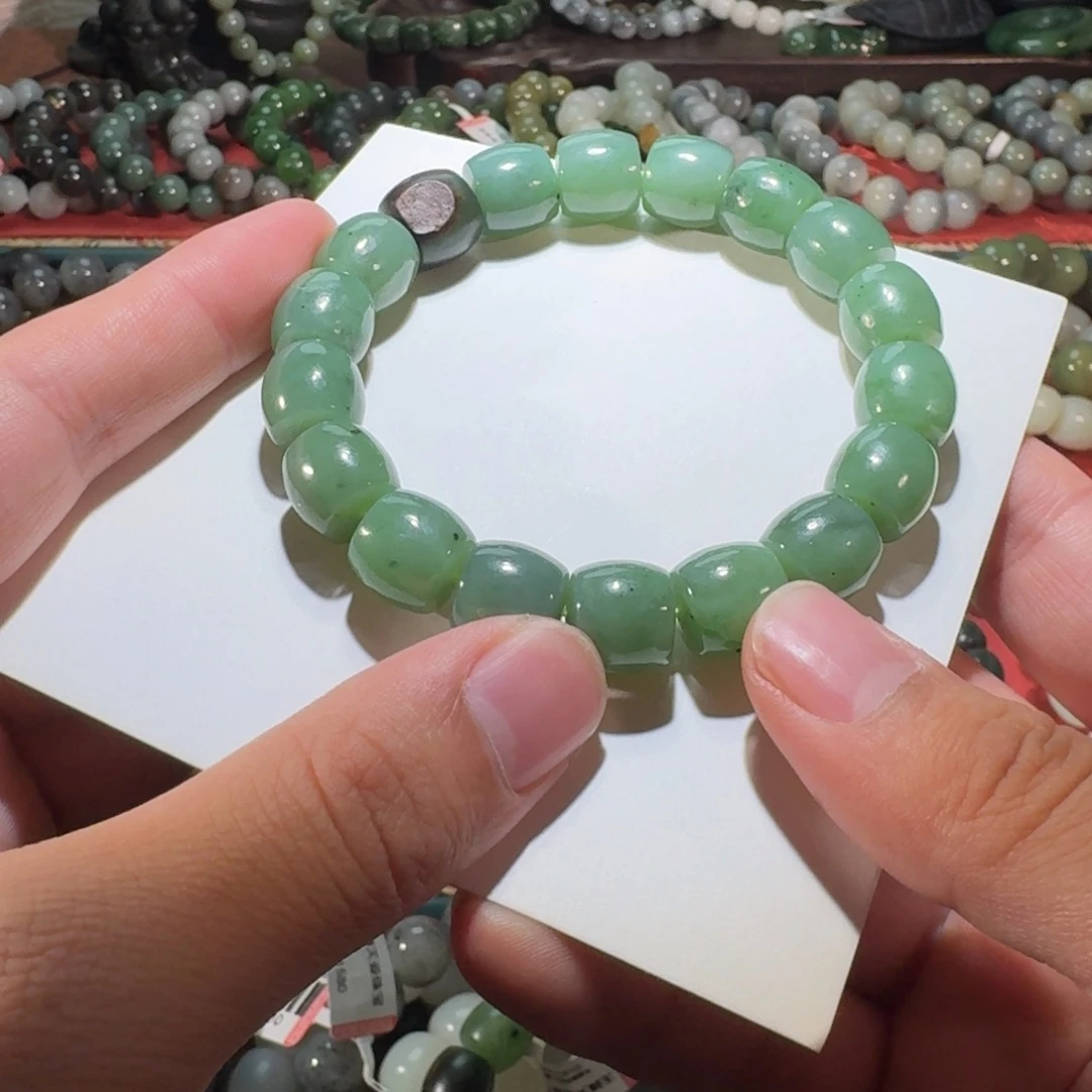 和田玉未镶嵌手链