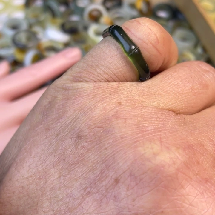 蛇纹石玉合金戒指17.8