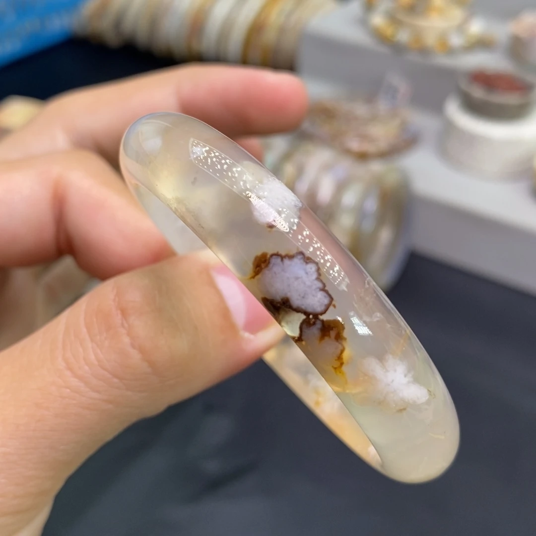 玛瑙/玉髓未镶嵌手镯