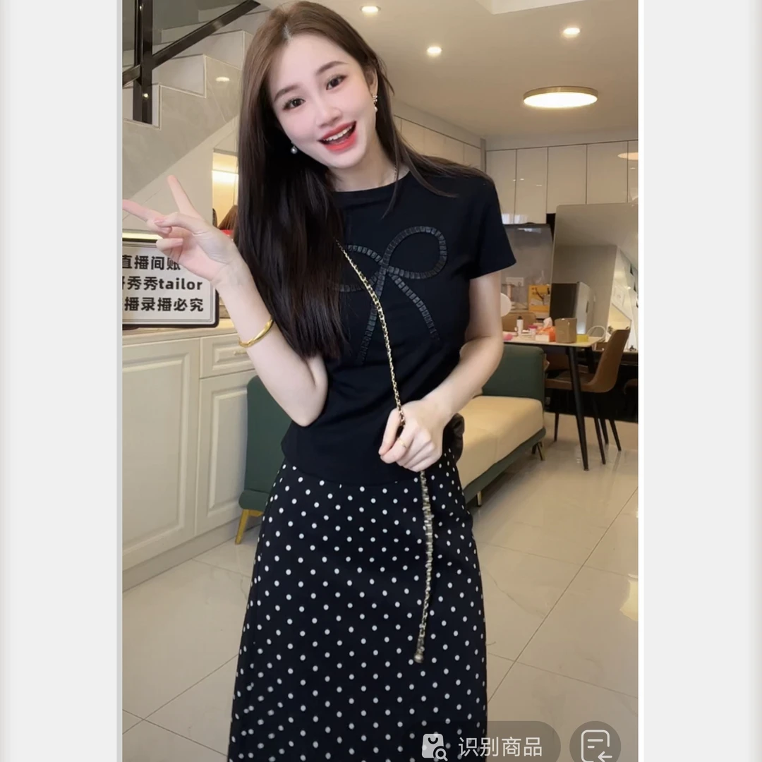蝴蝶结短袖T恤设计感修身显瘦正肩上衣波点半身裙套装