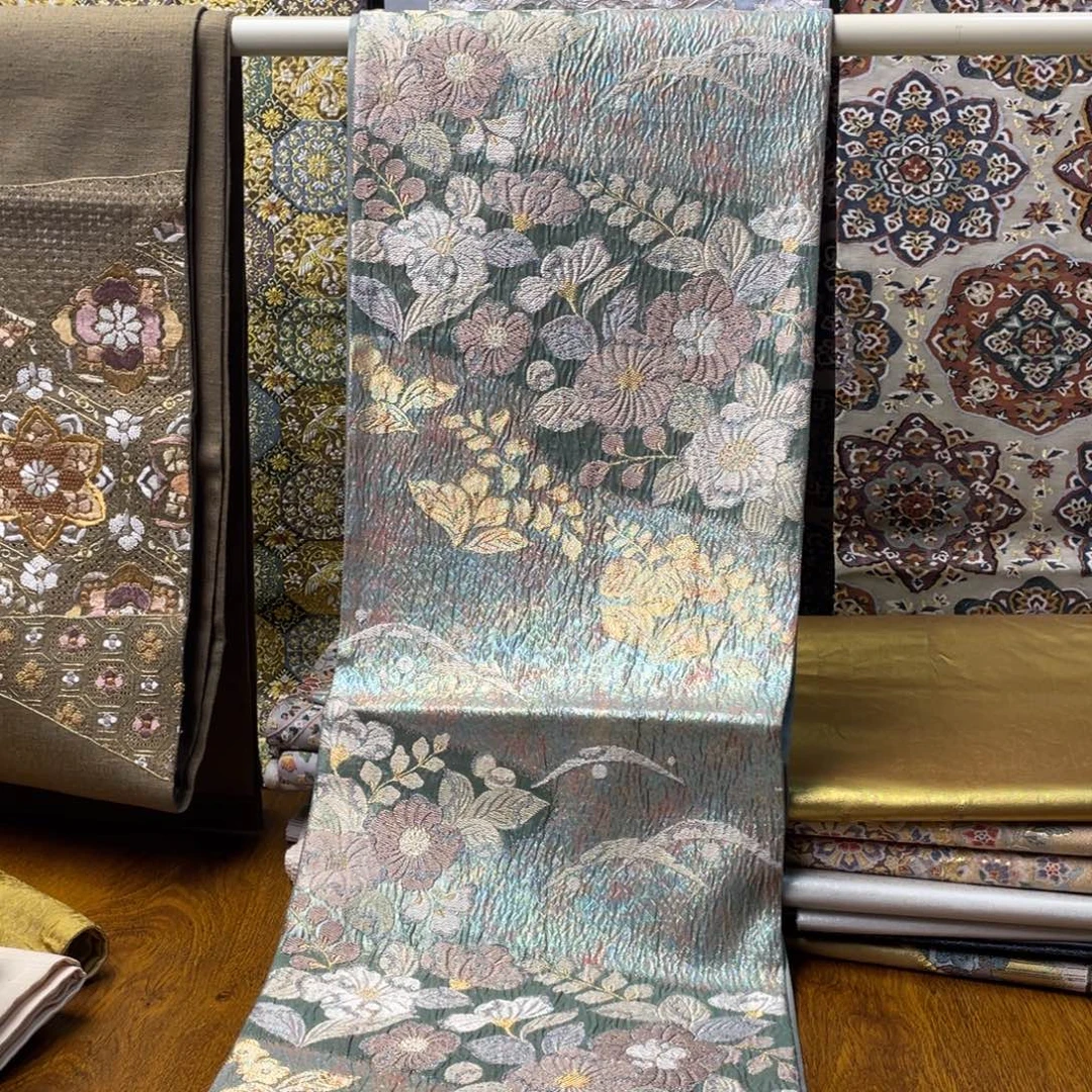 织绣彩金彩金彩金