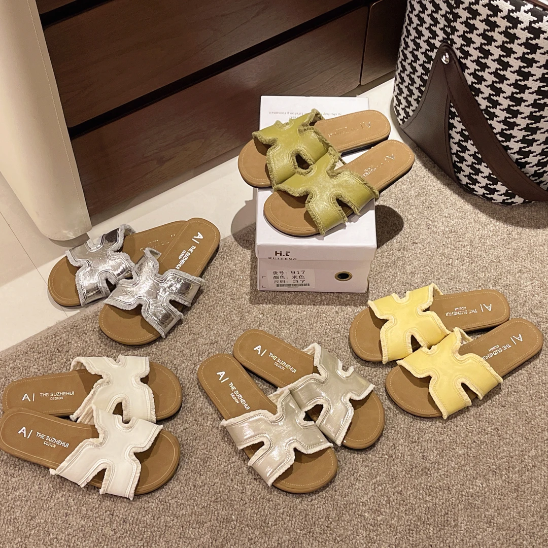 韩版软底休闲风平底日常舒适一字拖鞋2025夏季新款沙滩百搭拖鞋女