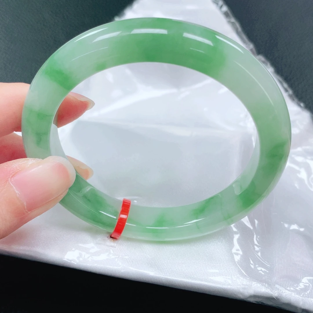 未镶嵌手镯翡翠54圈