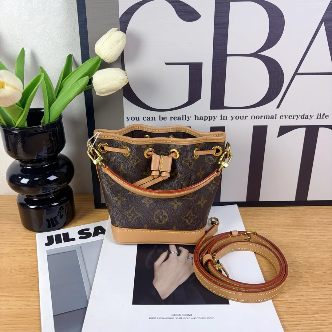 99新 LOUIS VUITTON PARIS Nano 小水桶 芯片款