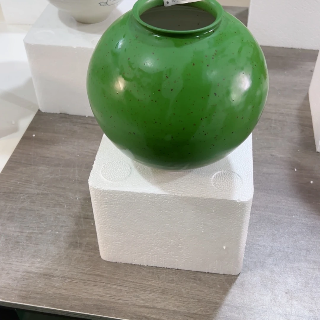 红陶颀*口8高22无孔