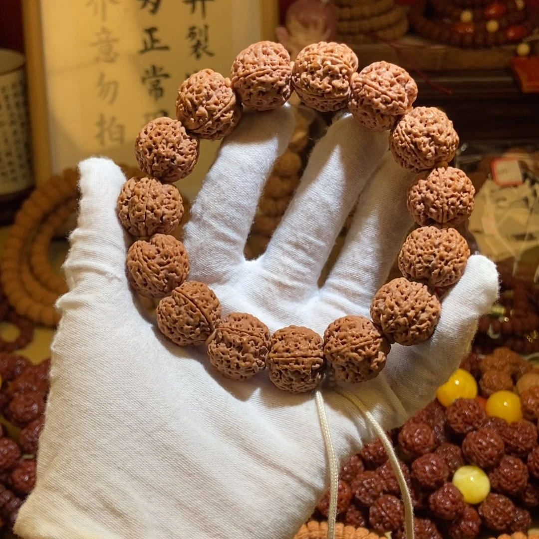 金刚菩提吊坠205原籽白绳