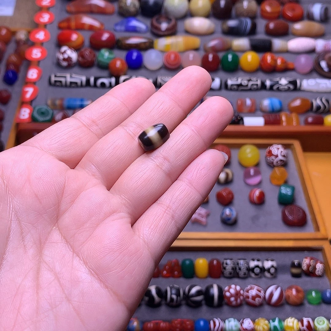 ***陳玛瑙/玉髓未镶嵌颈饰