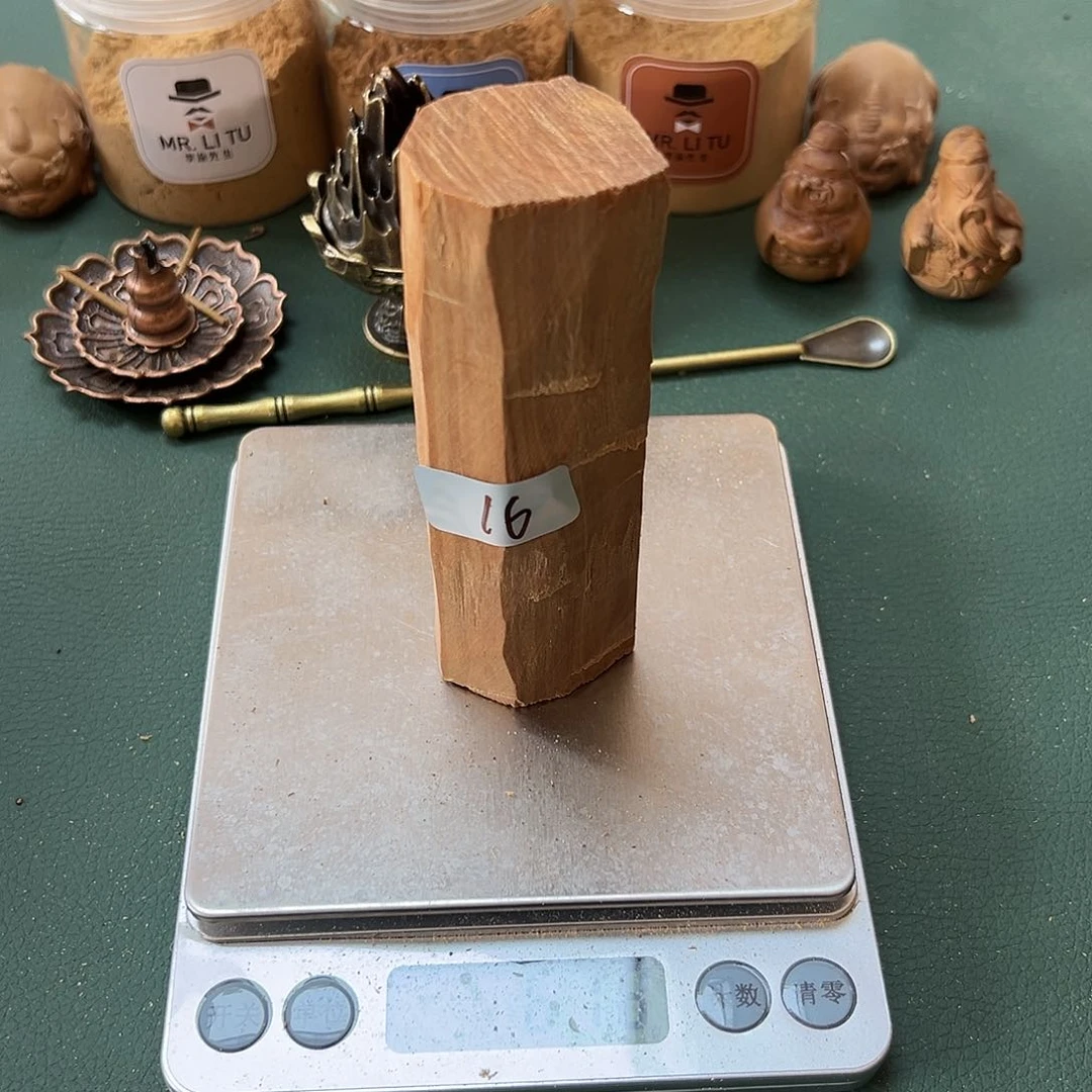 檀香木其他老山檀香枯枝棍棍67.8克16