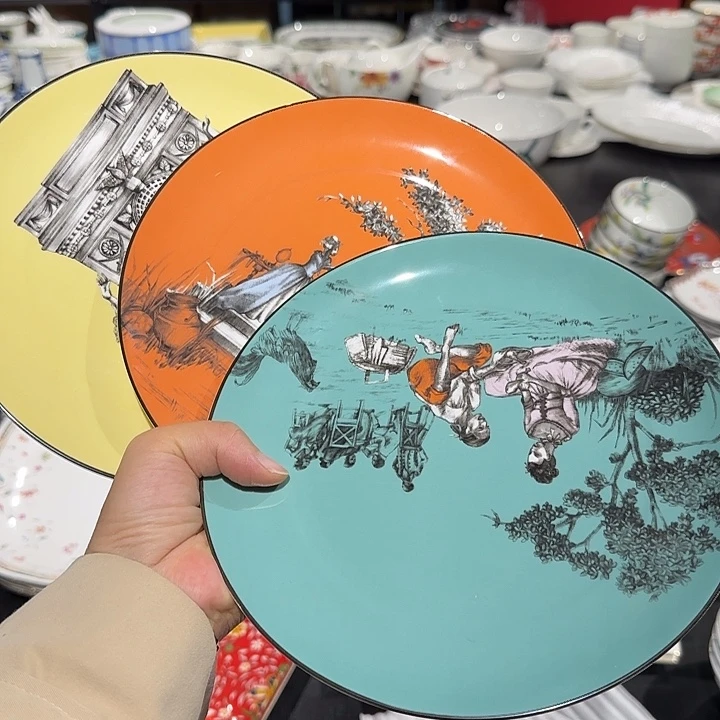 三个餐盘餐盘餐盘