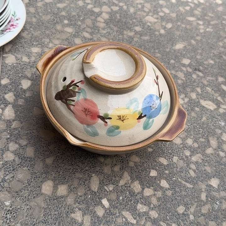 瓷片陶瓷盘子碗啥都有