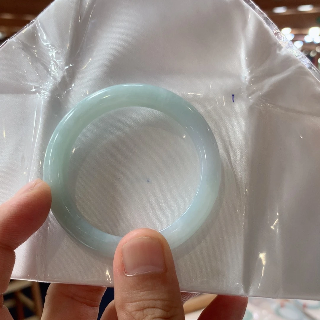 翡翠手镯未镶嵌买断