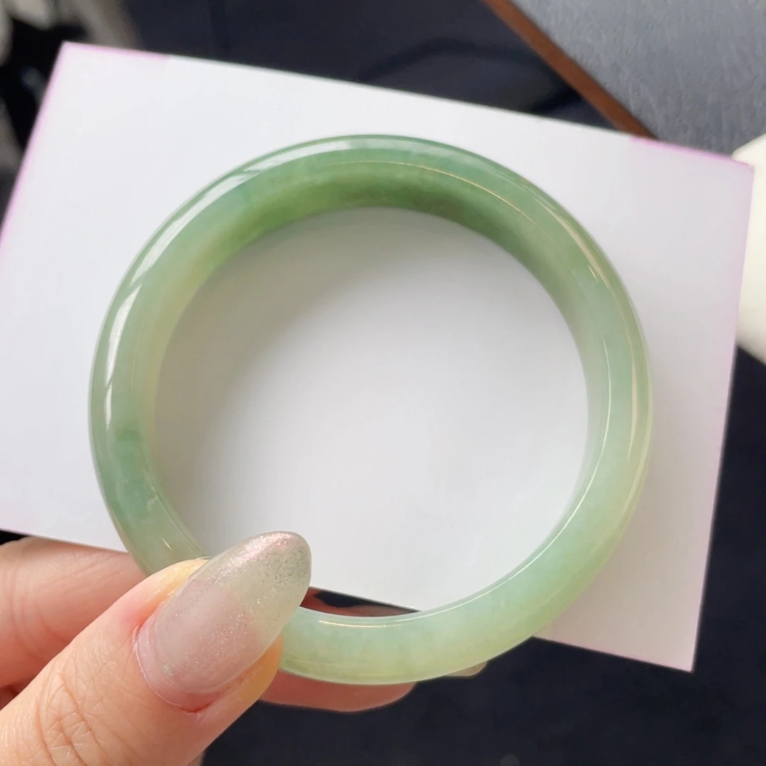 翡翠手镯未镶嵌55半山水