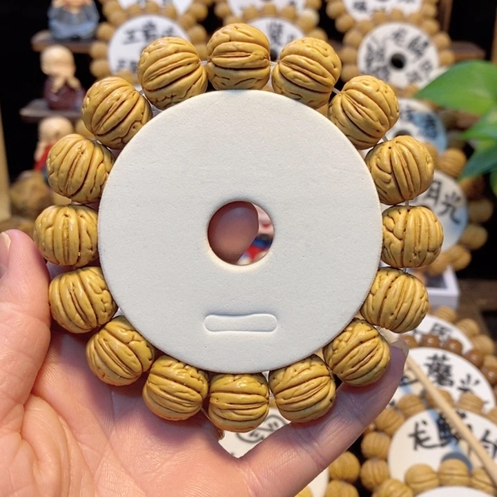 【闪购商品】晴*桃核盘锦肌肉手串