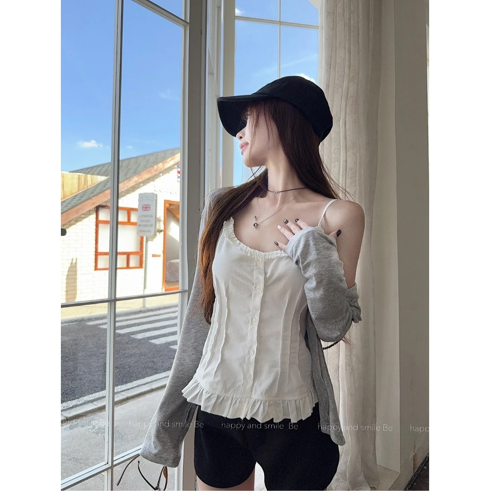 设计感灰色薄款防晒开衫外套女秋季内搭木耳边白色吊带背心两件套