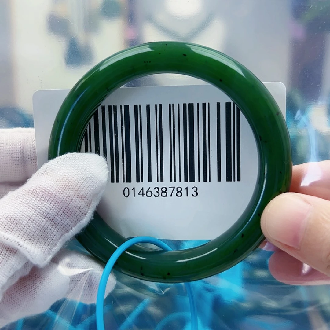 和田玉手镯未镶嵌56.57