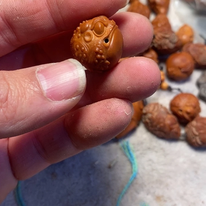 手串/手链橄榄核橄榄大金蟾