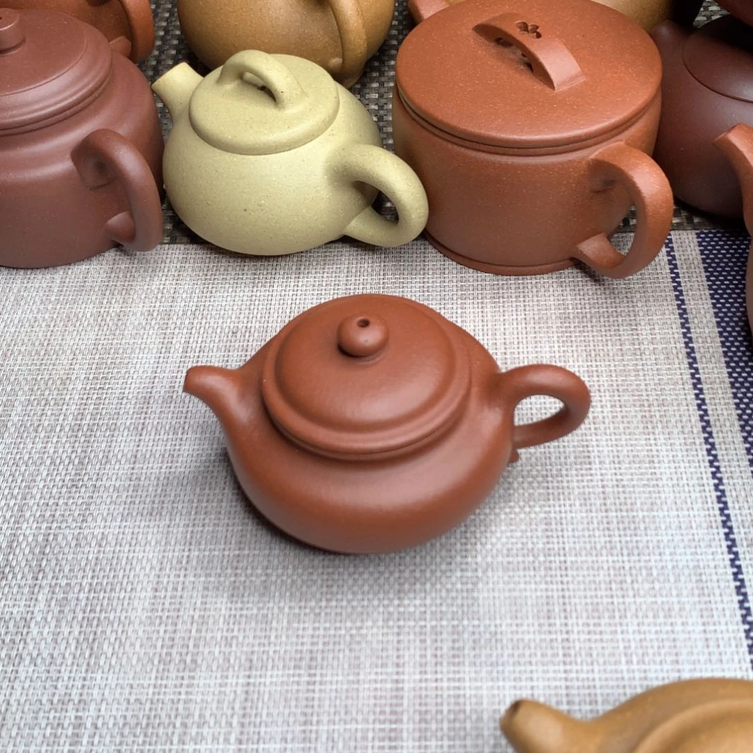 茶壶紫砂时**转150CC左右