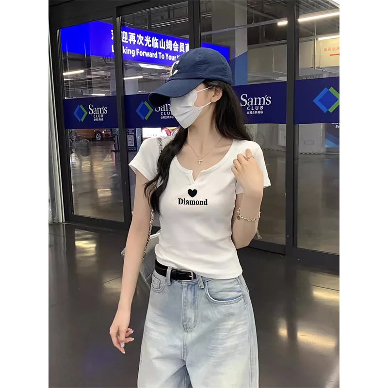 设计感修身白色小V领短袖T恤女装夏季正肩显瘦短款小衫上衣ins潮