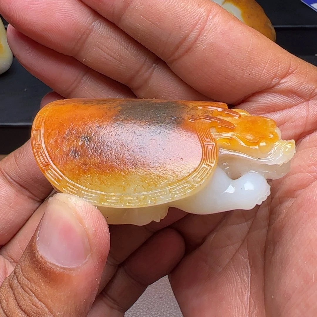 和田玉未镶嵌吊坠(不含链)