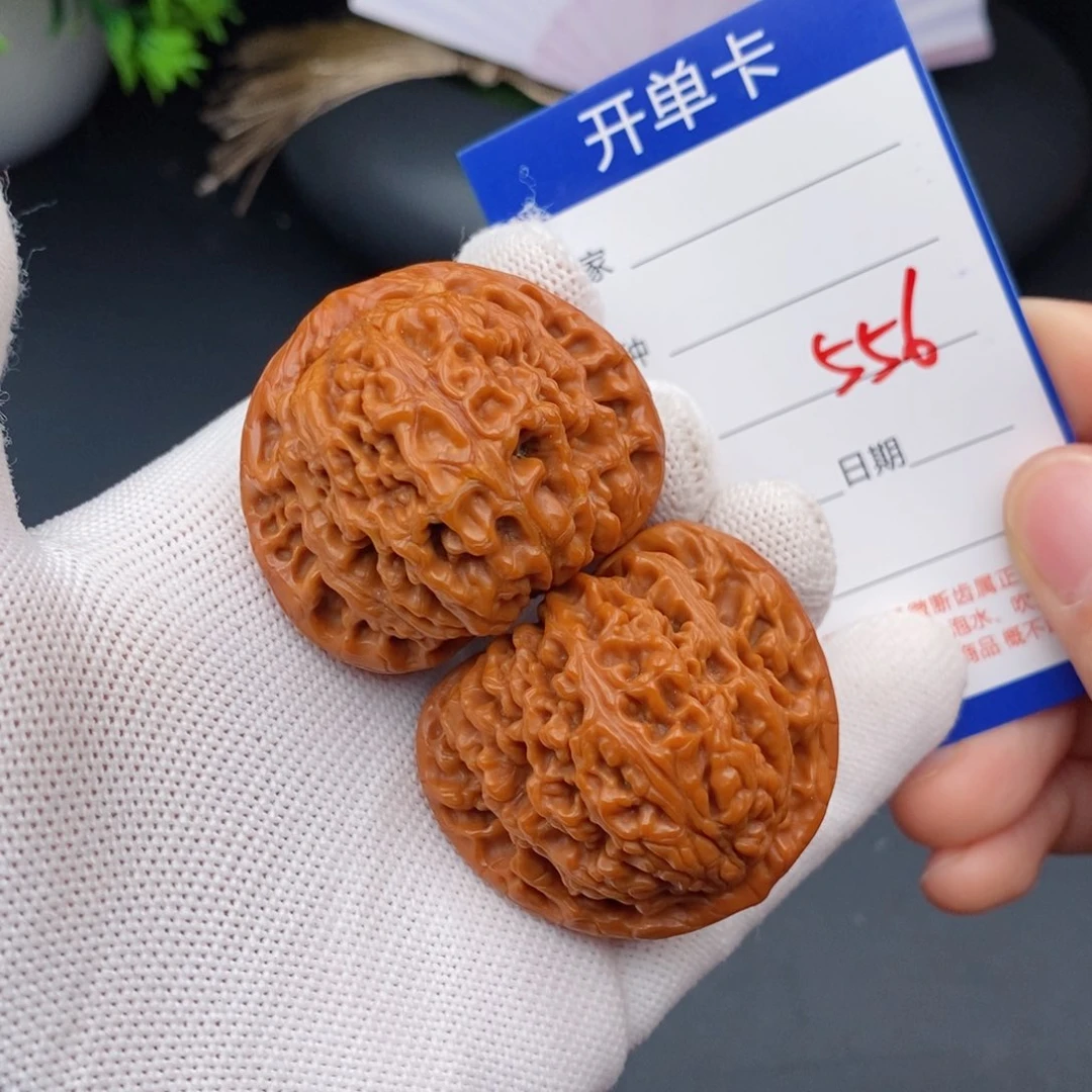 文玩核桃把件42南疆石556