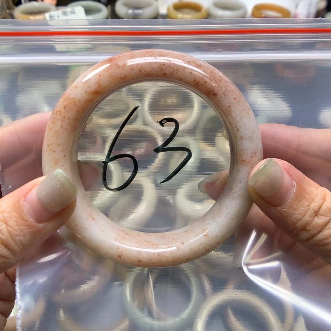 石英质玉手镯未镶嵌小****）