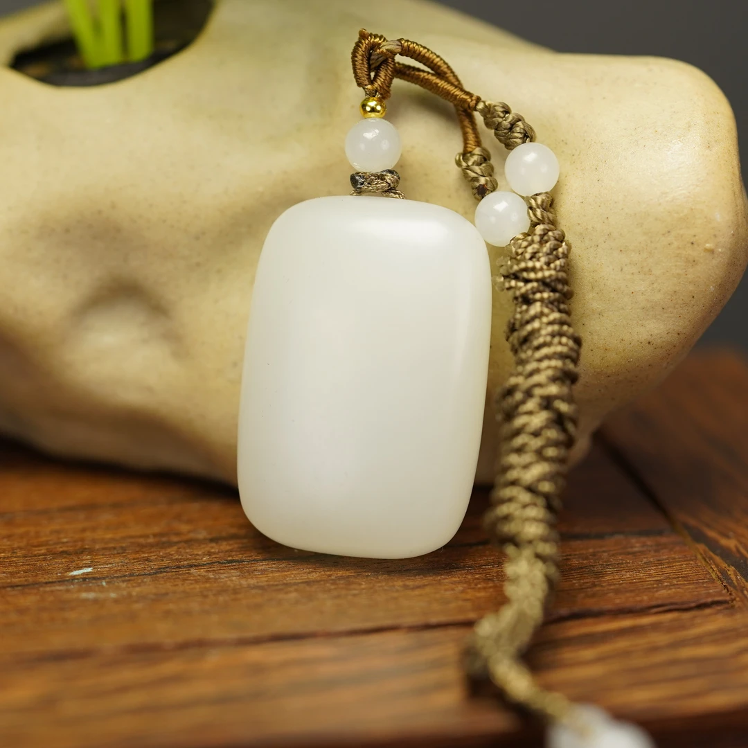 和田玉白玉面包无事牌 饰品精致百搭吊坠正宗上等高货