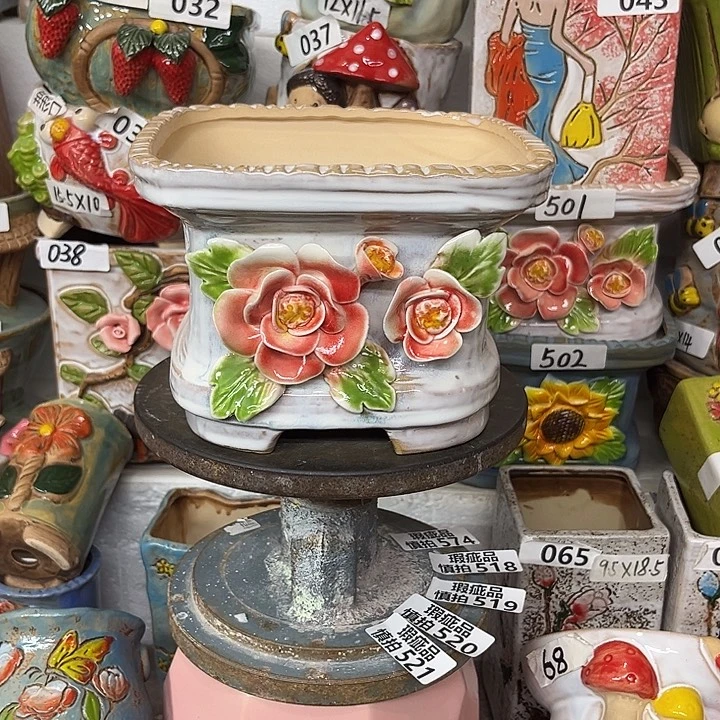 静****粗陶材质多肉花盆发货七个，发大底孔