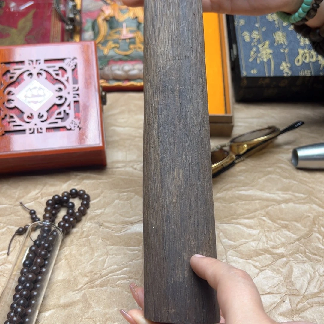 大叶紫檀（黑酸枝木类）