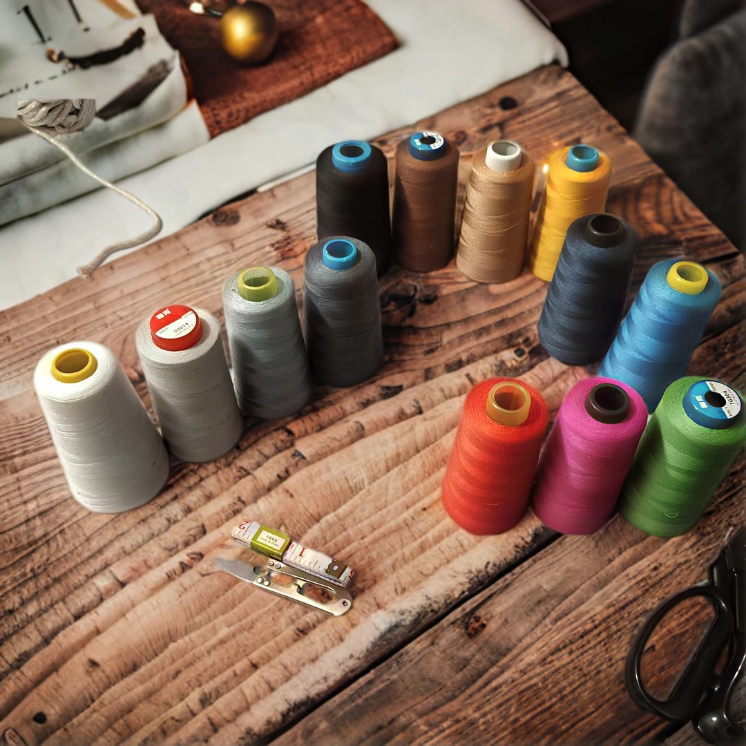 品牌尾货高速涤纶缝纫线可平车锁边大卷宝塔线家用服装专用线