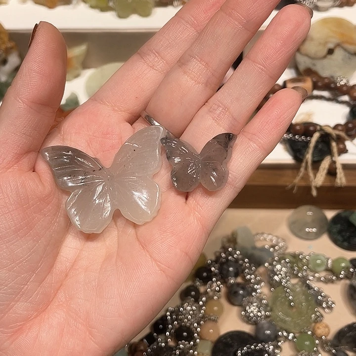 ℳ***⁰蛇纹石玉合金颈饰