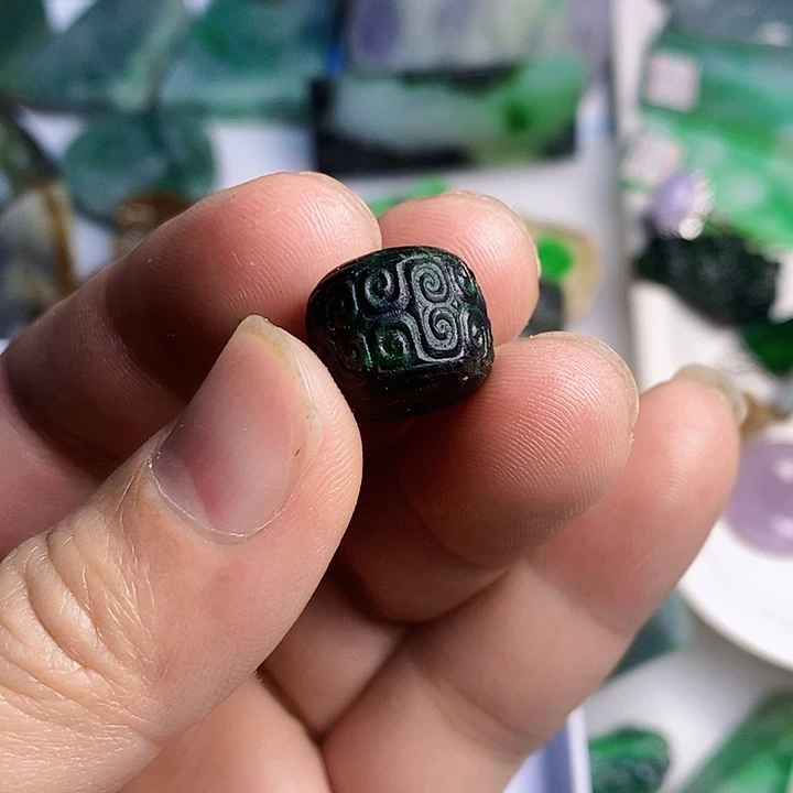 天***圆翡翠散珠天然翡翠A货挂件