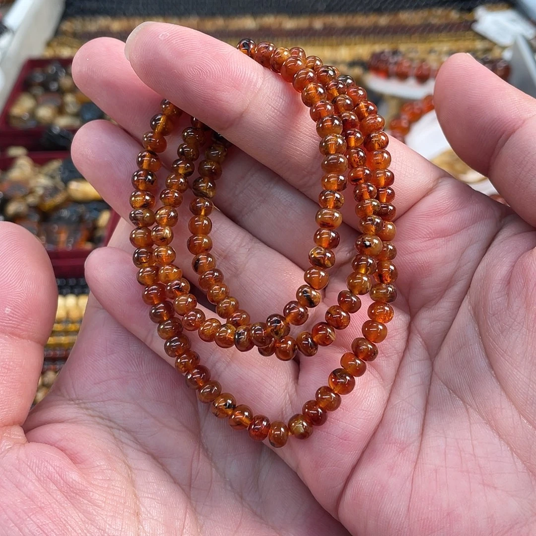 琥珀未镶嵌裸石5mm血蜜