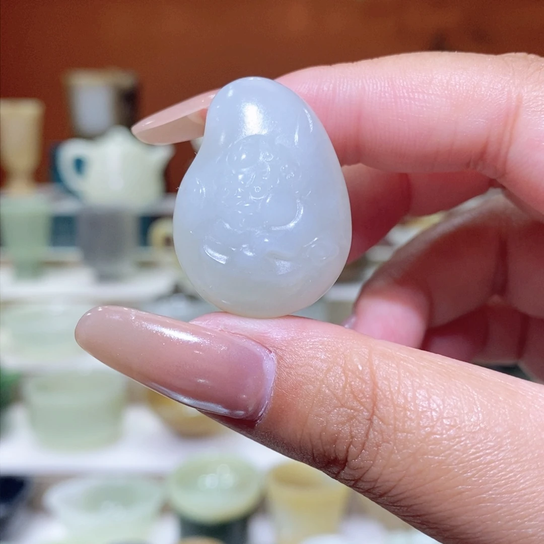 未镶嵌和田玉挂件和田玉貔貅