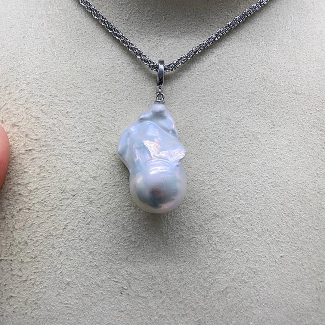 【闪购商品】淡水珍珠耳饰银S925镶嵌巧**?