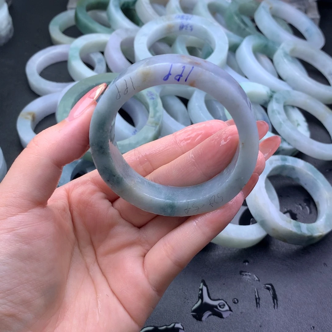 【闪购商品】定制翡翠手镯未镶嵌