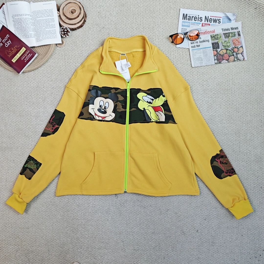 2025春季新款休闲潮牌纯色迷彩拼接卡通印花长袖外套0617