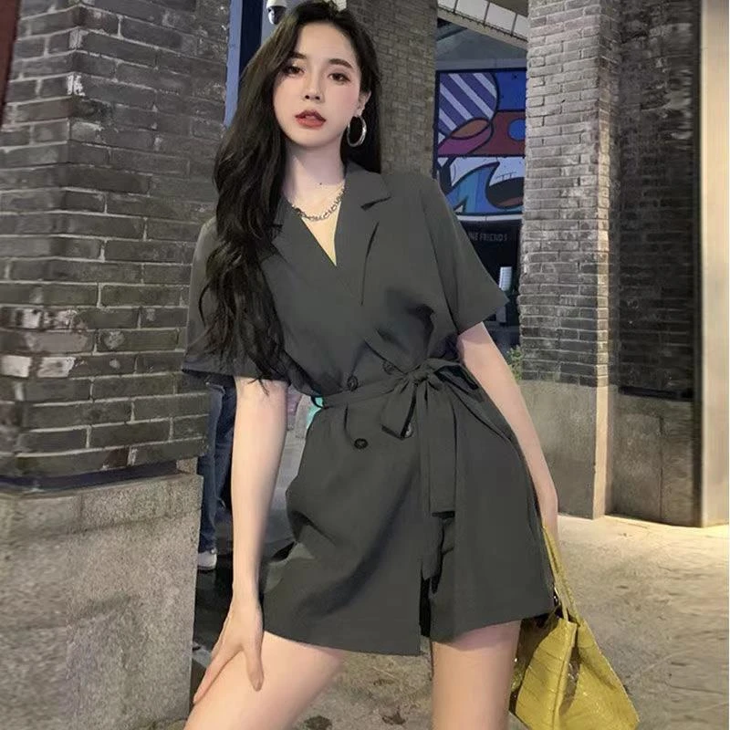 2023夏季高级感时尚西装套装女小香风西装连体裤洋气小个子短裤女