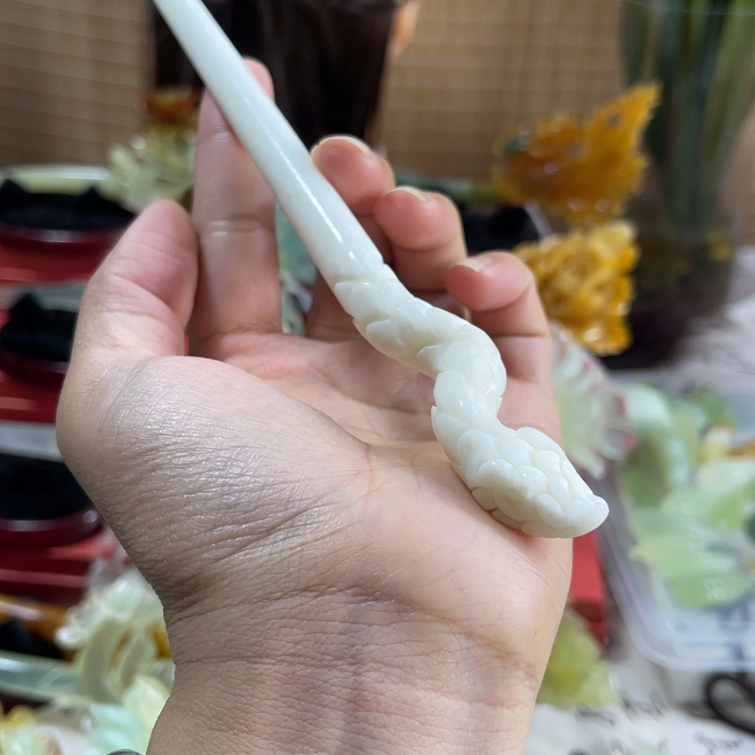 蛇纹石玉发饰未镶嵌