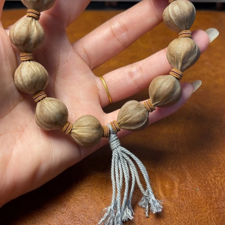 用***4橄榄核手串/手链1.7