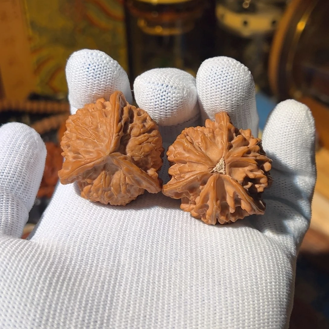 把件文玩核桃全品盘山三棱36