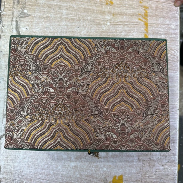 鎏银锤纹茶盏禅定杯瓷包银家用茶杯日式便携主人杯银杯带礼盒陶瓷