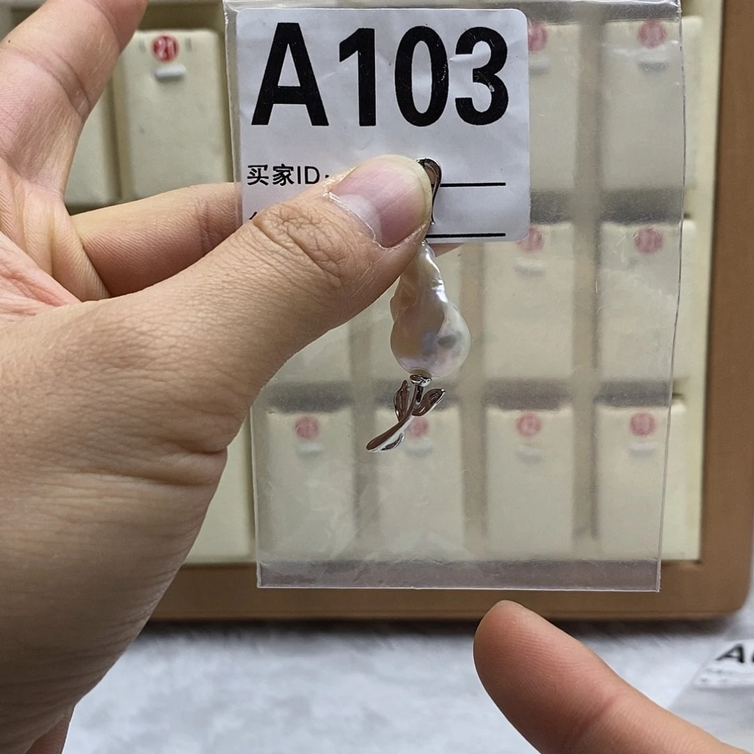 银S925镶嵌淡水珍珠颈饰