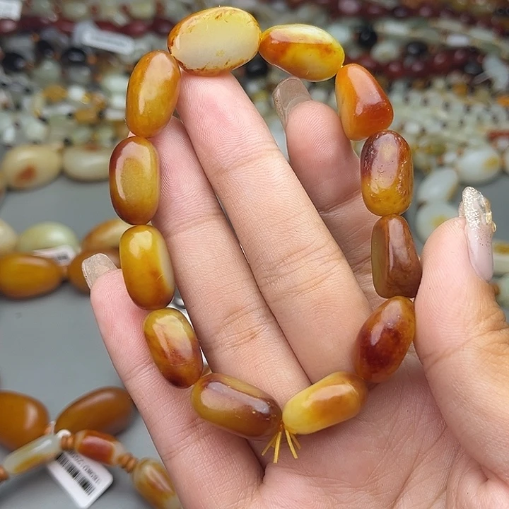 和田玉（糖玉）未镶嵌手链