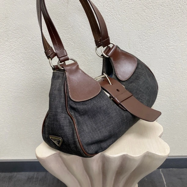 95新 Prada/普拉达 拼皮牛仔牛角hobo单肩包底长33 118933