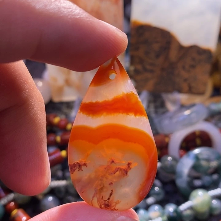 【闪购商品】玛瑙/玉髓颈饰未镶嵌温***。