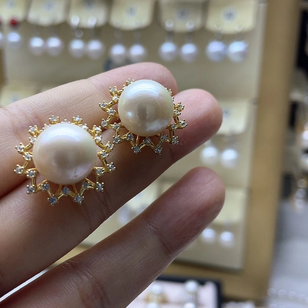 银S925镶嵌耳饰淡水珍珠