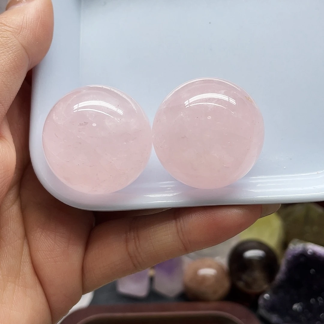 未镶嵌珠宝半成品水晶55特价粉晶3公分