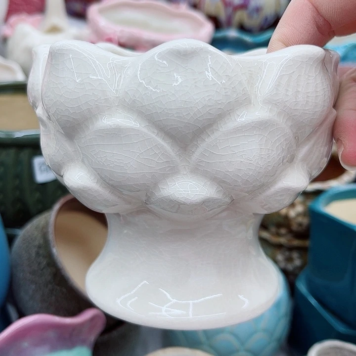 多肉绿植陶瓷花盆9.9包邮，有孔